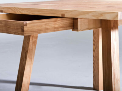 JOGL Tisch – massiv, braunesche